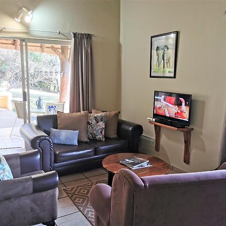 Komati River Chalets Komatipoort Ngoại thất bức ảnh