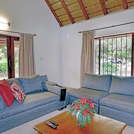 Komati River Chalets Komatipoort Ngoại thất bức ảnh