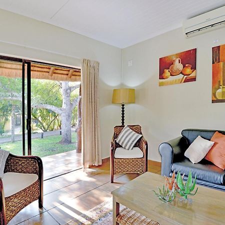 Komati River Chalets Komatipoort Ngoại thất bức ảnh