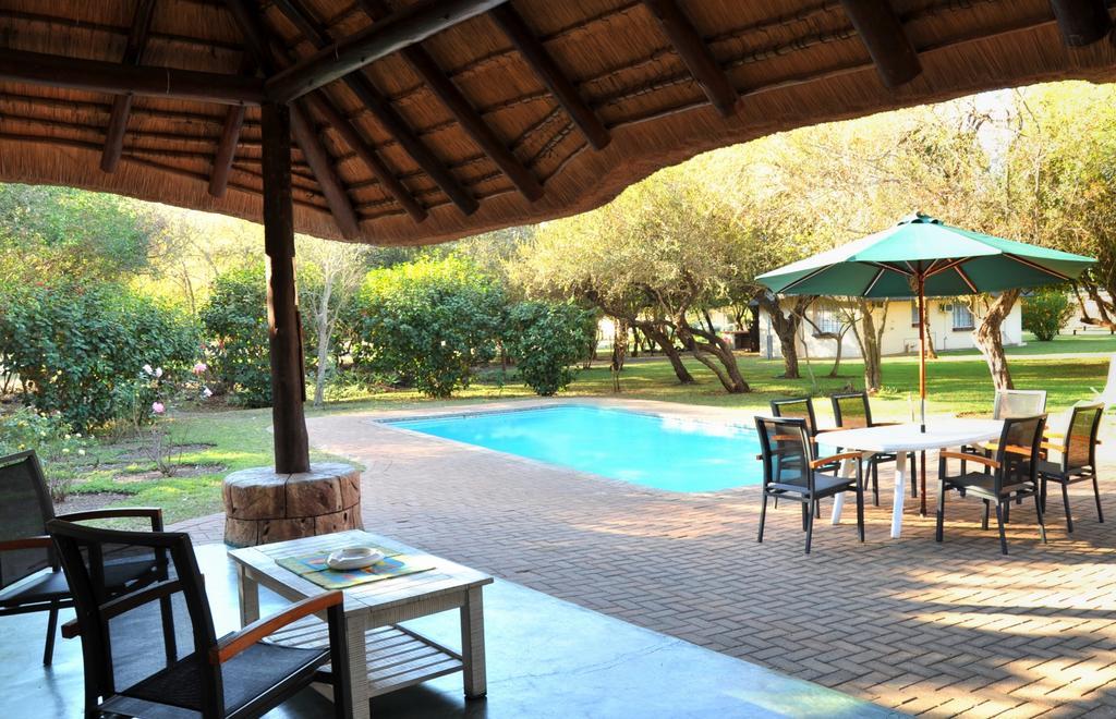 Komati River Chalets Komatipoort Ngoại thất bức ảnh