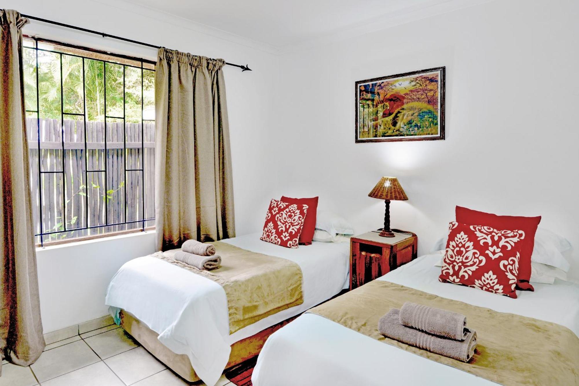 Komati River Chalets Komatipoort Ngoại thất bức ảnh