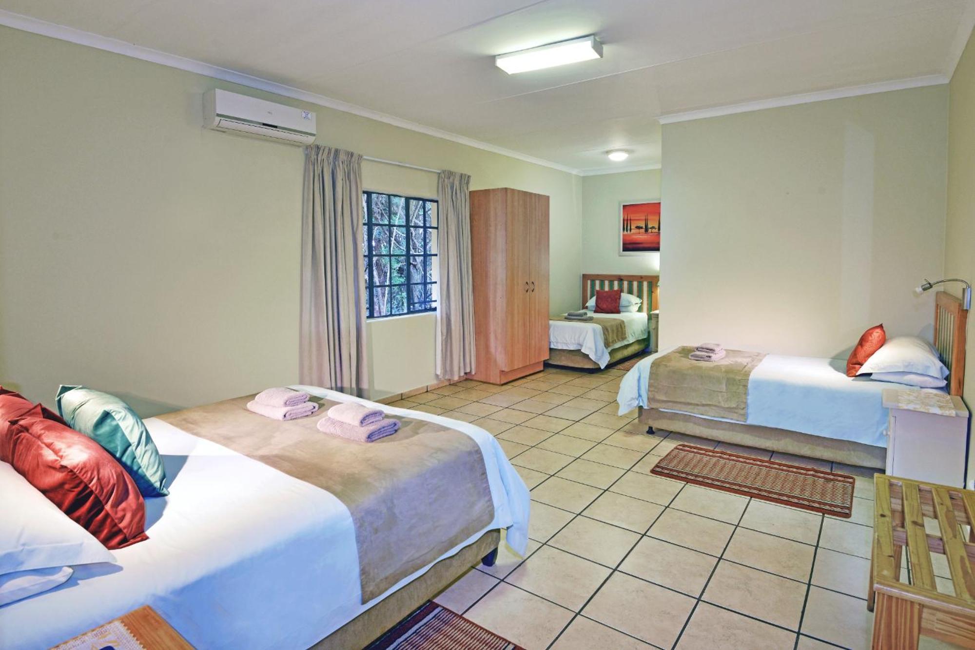 Komati River Chalets Komatipoort Ngoại thất bức ảnh