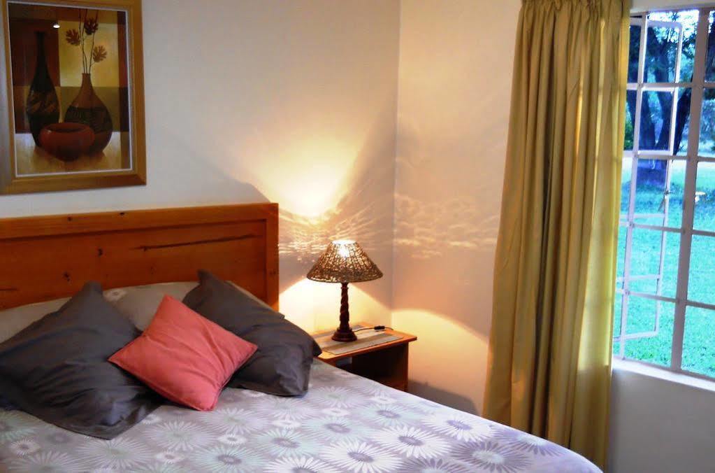 Komati River Chalets Komatipoort Ngoại thất bức ảnh